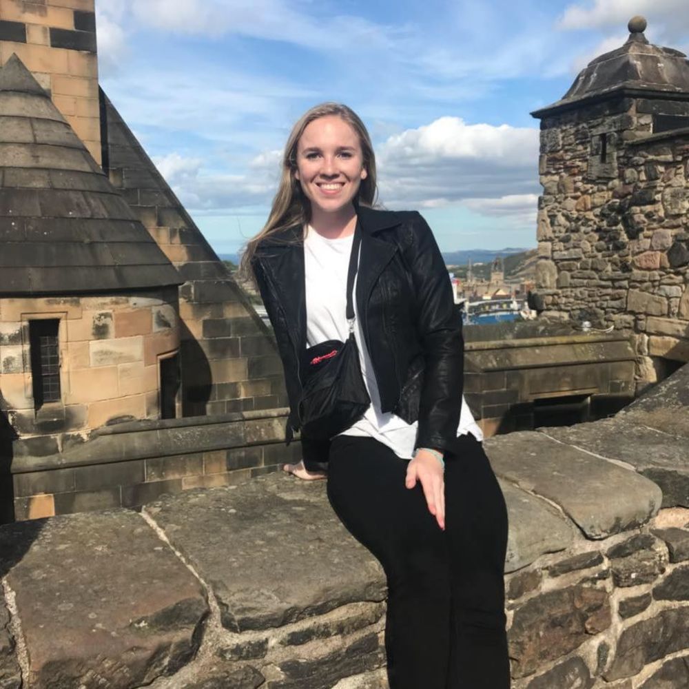 Meet your Posher, Emily